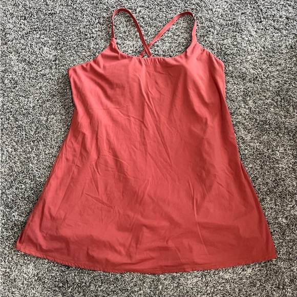 HALARA Everyday SoftlyZero Plush Backless
2-in-1 Flare Workout Dress Size 3X - Picture 4 of 10